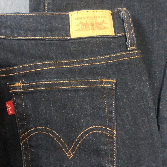 Levi’s 515 Boot Cut Jeans - Picture 4 of 6